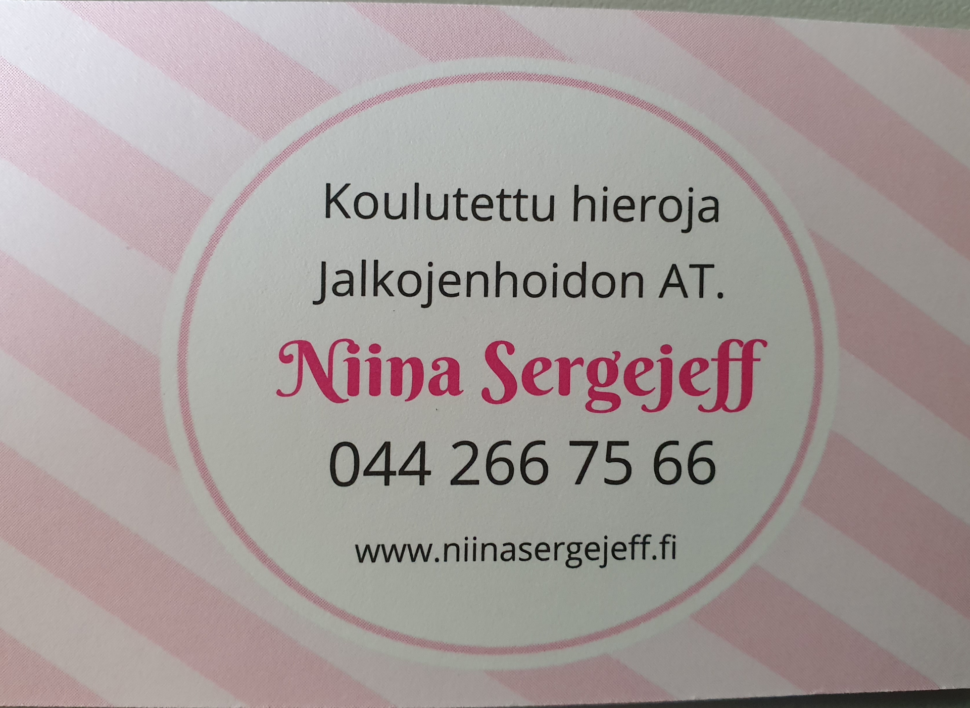 Screenshot for niinasergejeff.fi
